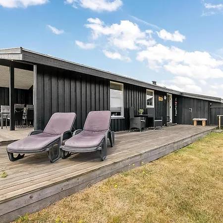 Cozy With Sauna Only 300 Meters From The North Sea Ringkøbing